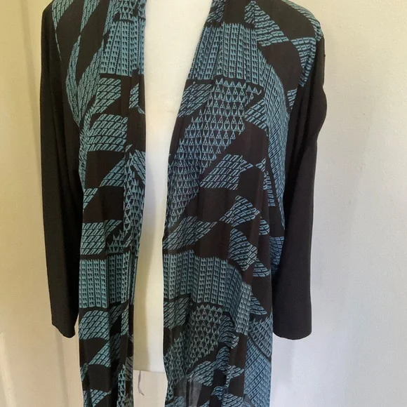 Manaola cardigan - Picture 2 of 6